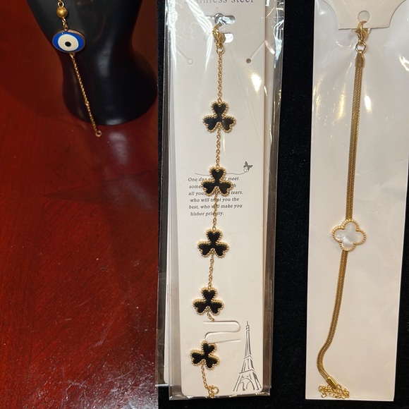 Hand Bracelets - Picture 3 of 4